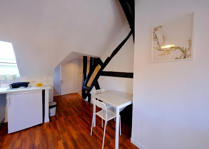 Le Toit Des Carmes Rouen