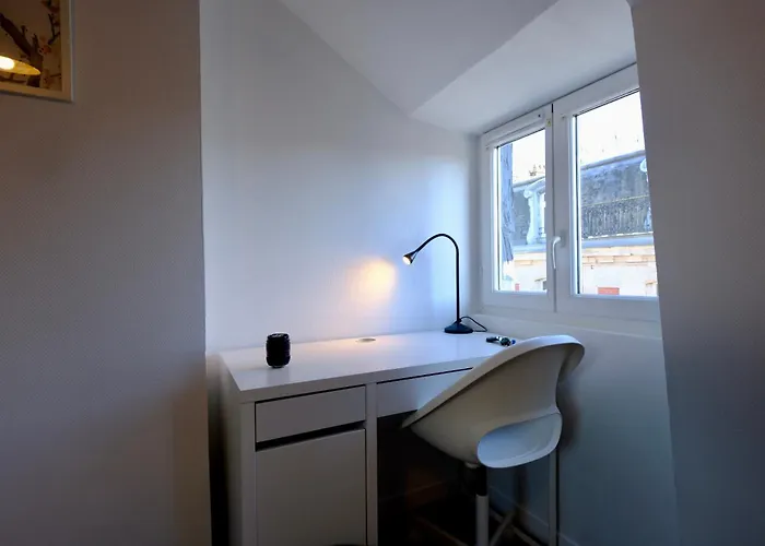 Le Toit Des Carmes Apartment *